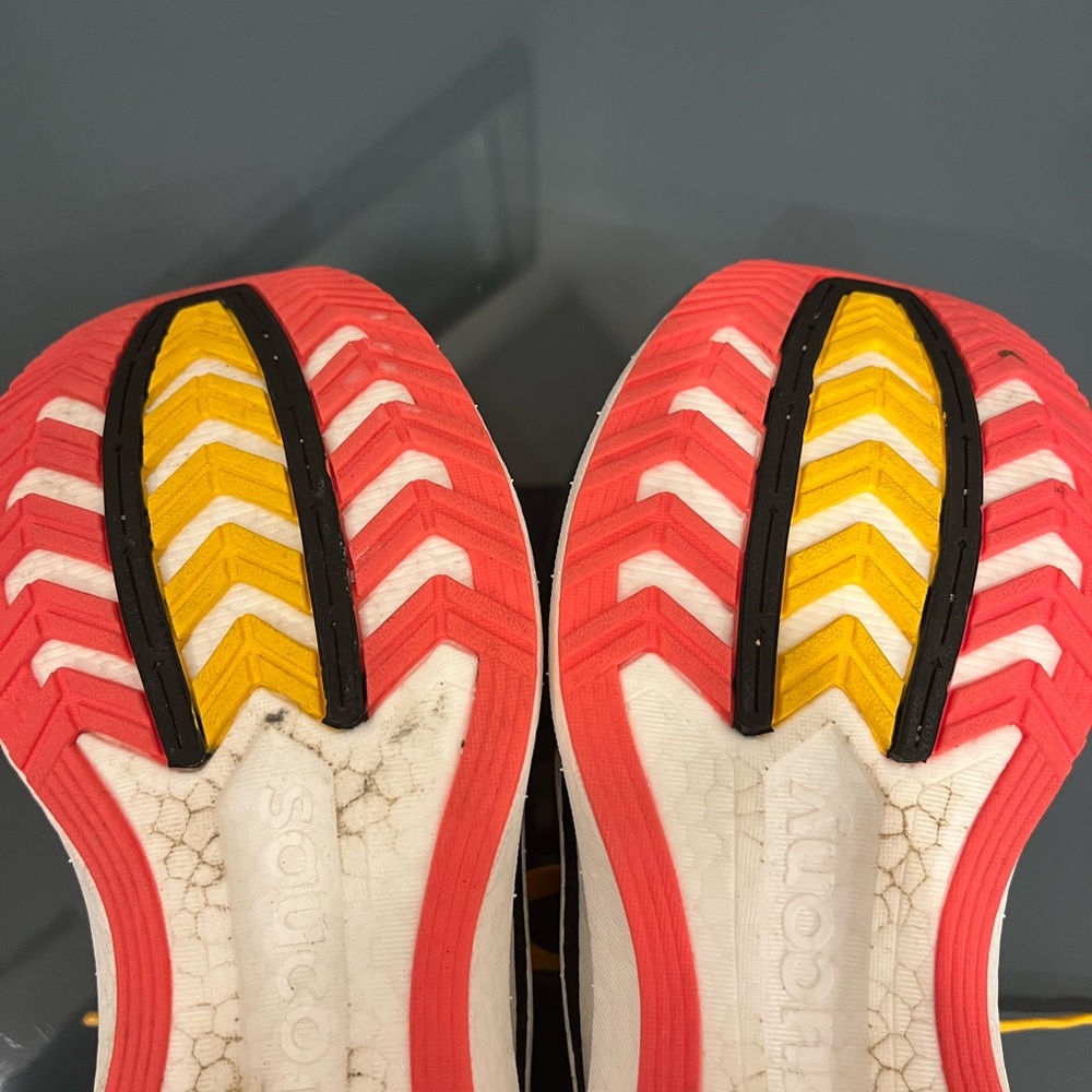 Saucony Endorphin Pro 2 - Picture 9 of 11